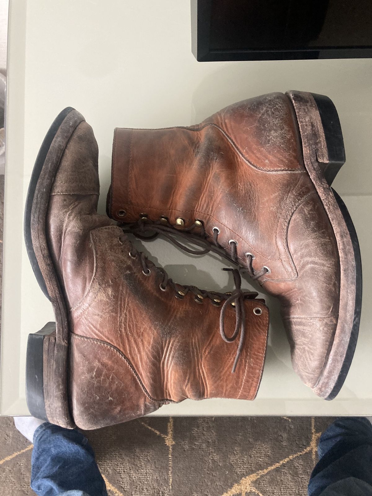 Photo by patinathunderdome on May 5, 2022 of the Imperium Radical in Horween English Tan Dublin.