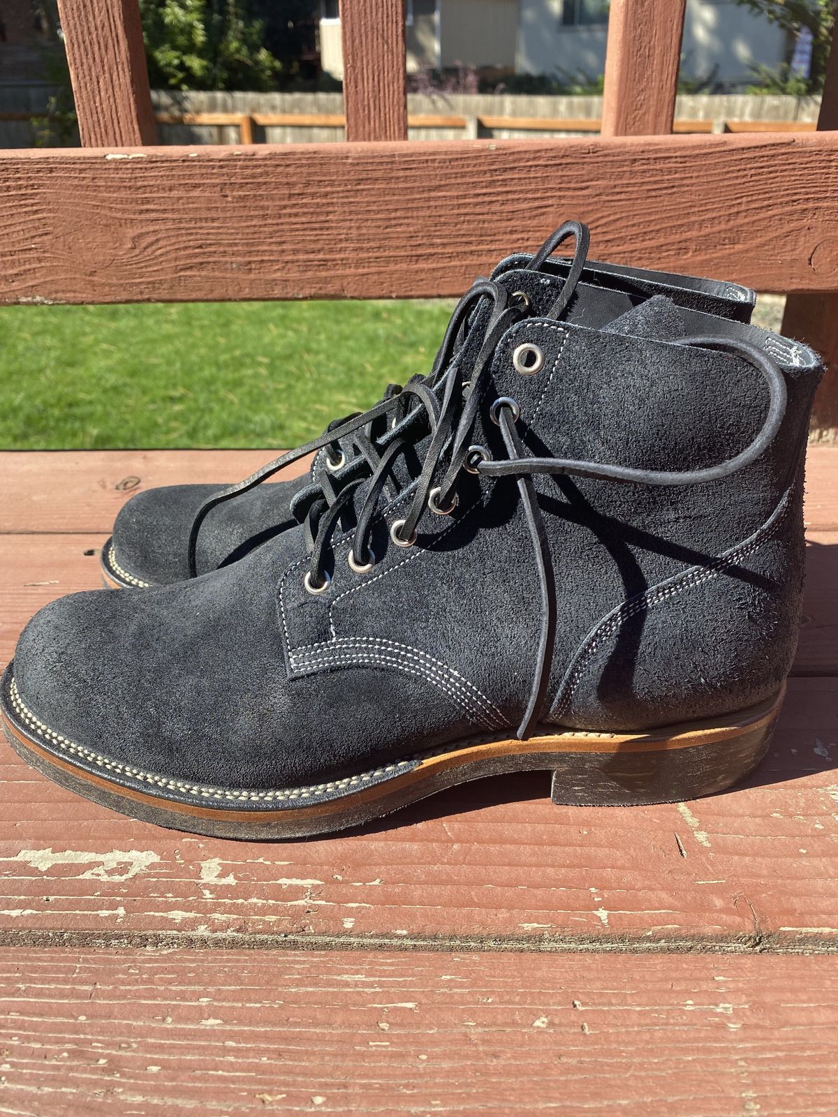Photo by patinathunderdome on September 30, 2021 of the Viberg Boondocker in Horween Petrol Chamois Roughout.