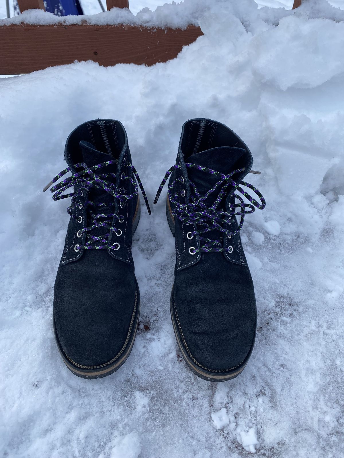 Photo by patinathunderdome on January 5, 2022 of the Viberg Boondocker in Horween Petrol Chamois Roughout.