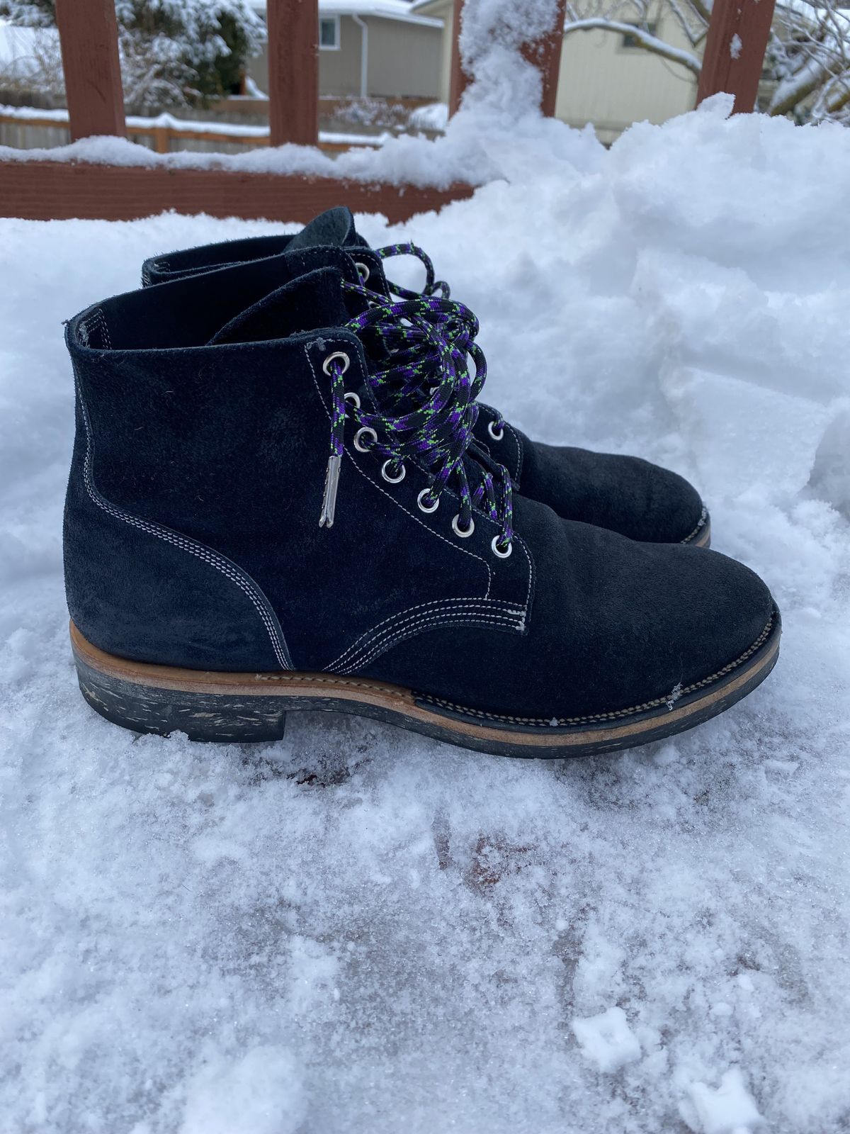 Photo by patinathunderdome on January 5, 2022 of the Viberg Boondocker in Horween Petrol Chamois Roughout.