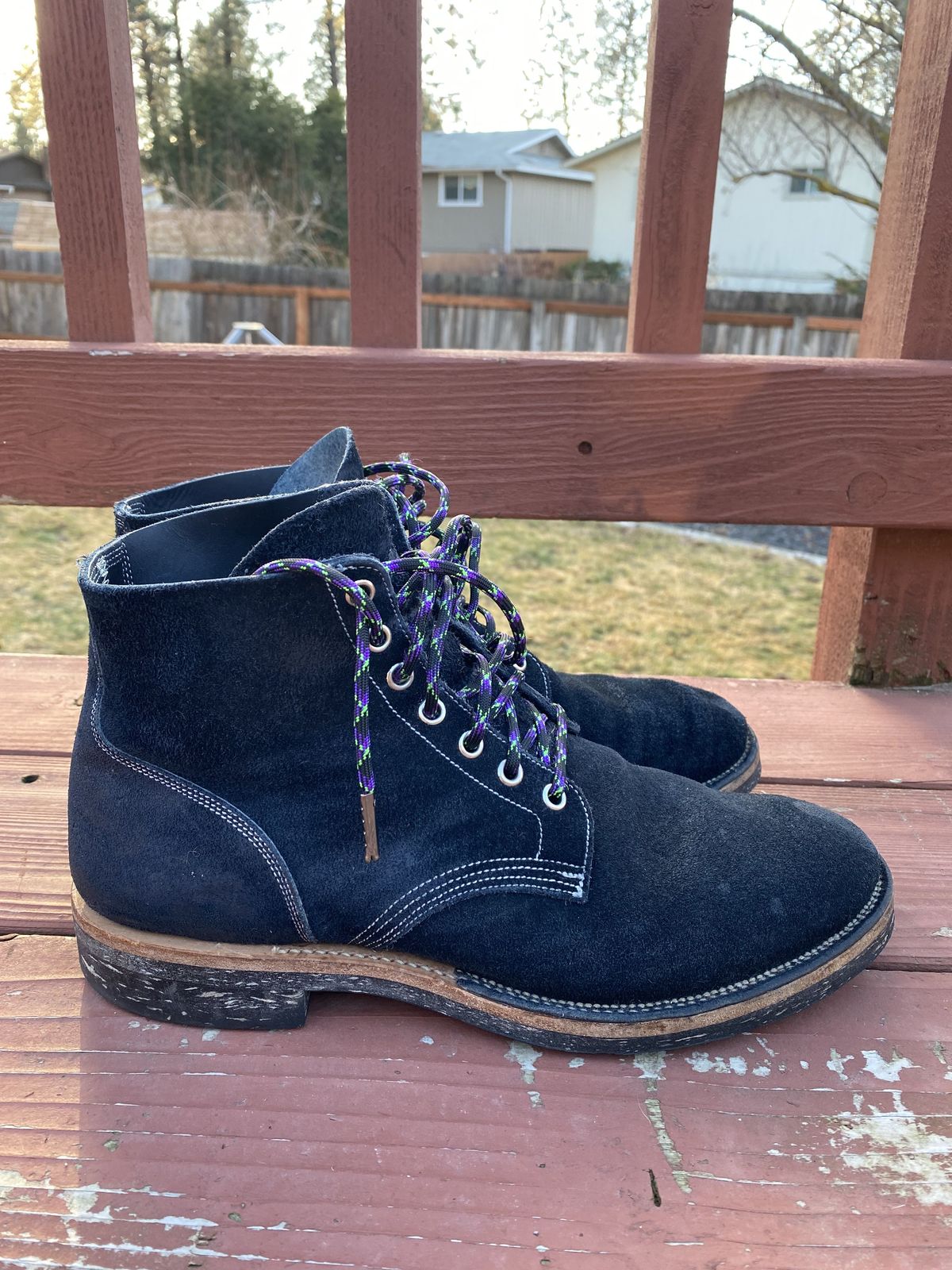 Photo by patinathunderdome on March 5, 2022 of the Viberg Boondocker in Horween Petrol Chamois Roughout.