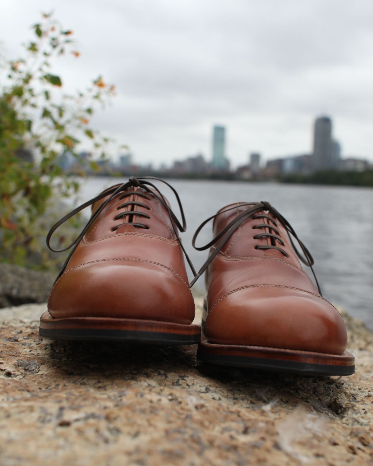 Photo by patinathunderdome on October 5, 2021 of the Viberg Bastion Oxford in Horween Natural Shell Cordovan.