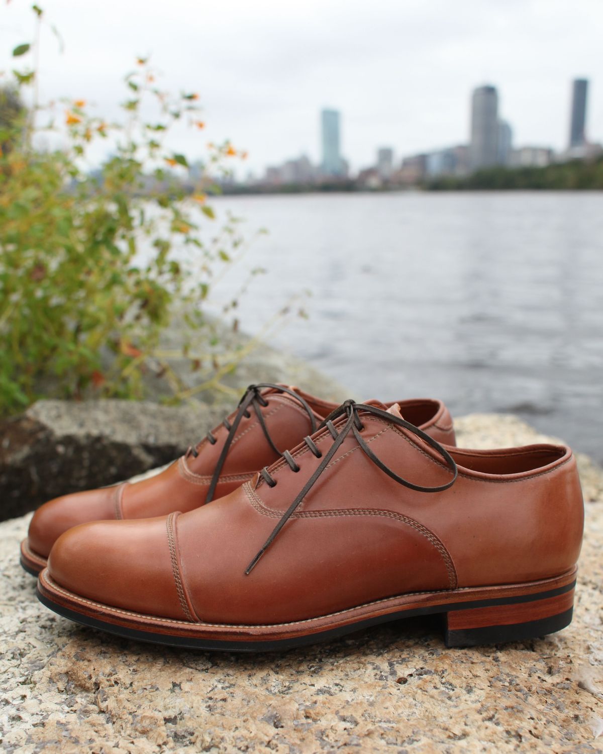 Photo by patinathunderdome on October 5, 2021 of the Viberg Bastion Oxford in Horween Natural Shell Cordovan.