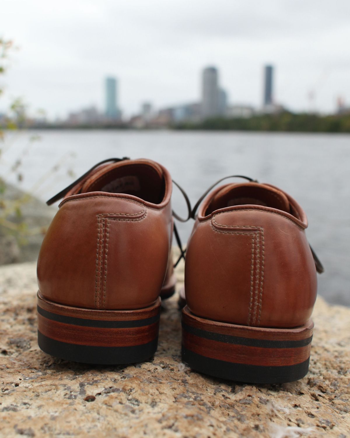 Photo by patinathunderdome on October 5, 2021 of the Viberg Bastion Oxford in Horween Natural Shell Cordovan.