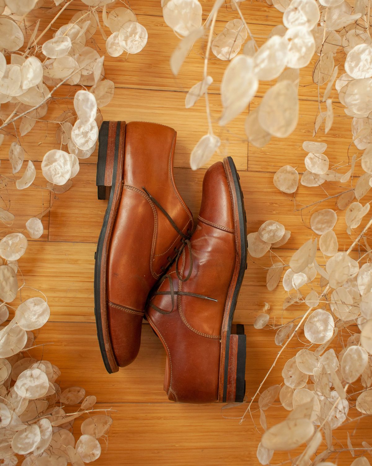Photo by patinathunderdome on February 6, 2022 of the Viberg Bastion Oxford in Horween Natural Shell Cordovan.