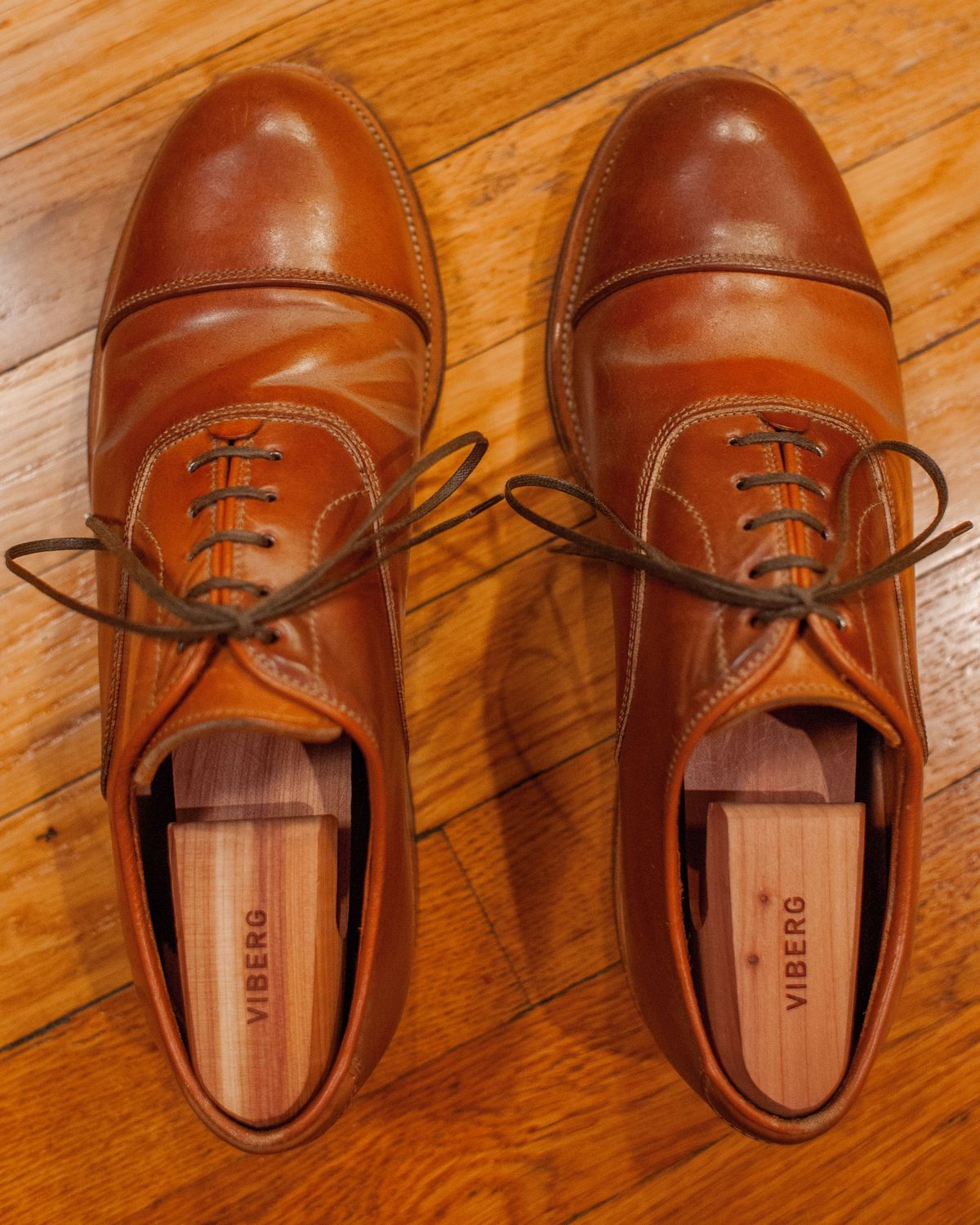 Photo by patinathunderdome on February 6, 2022 of the Viberg Bastion Oxford in Horween Natural Shell Cordovan.