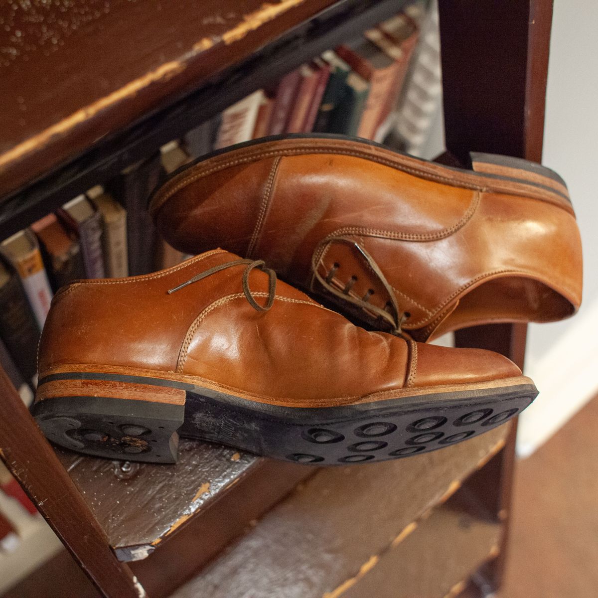 Photo by patinathunderdome on March 6, 2022 of the Viberg Bastion Oxford in Horween Natural Shell Cordovan.