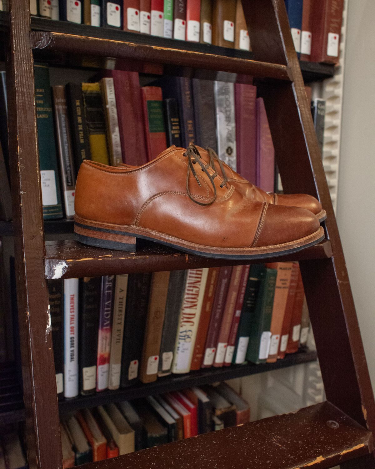 Photo by patinathunderdome on March 6, 2022 of the Viberg Bastion Oxford in Horween Natural Shell Cordovan.