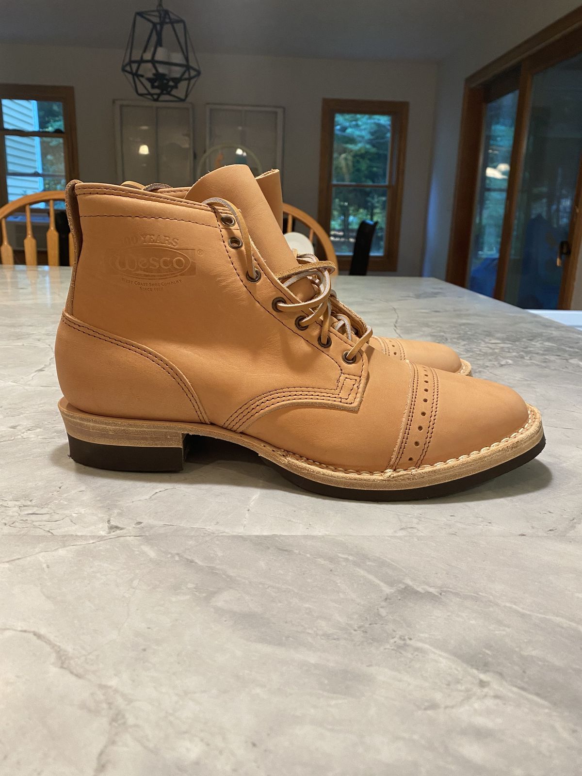 Photo by patinathunderdome on October 1, 2021 of the Wesco Hendrik in Horween Natural Essex.