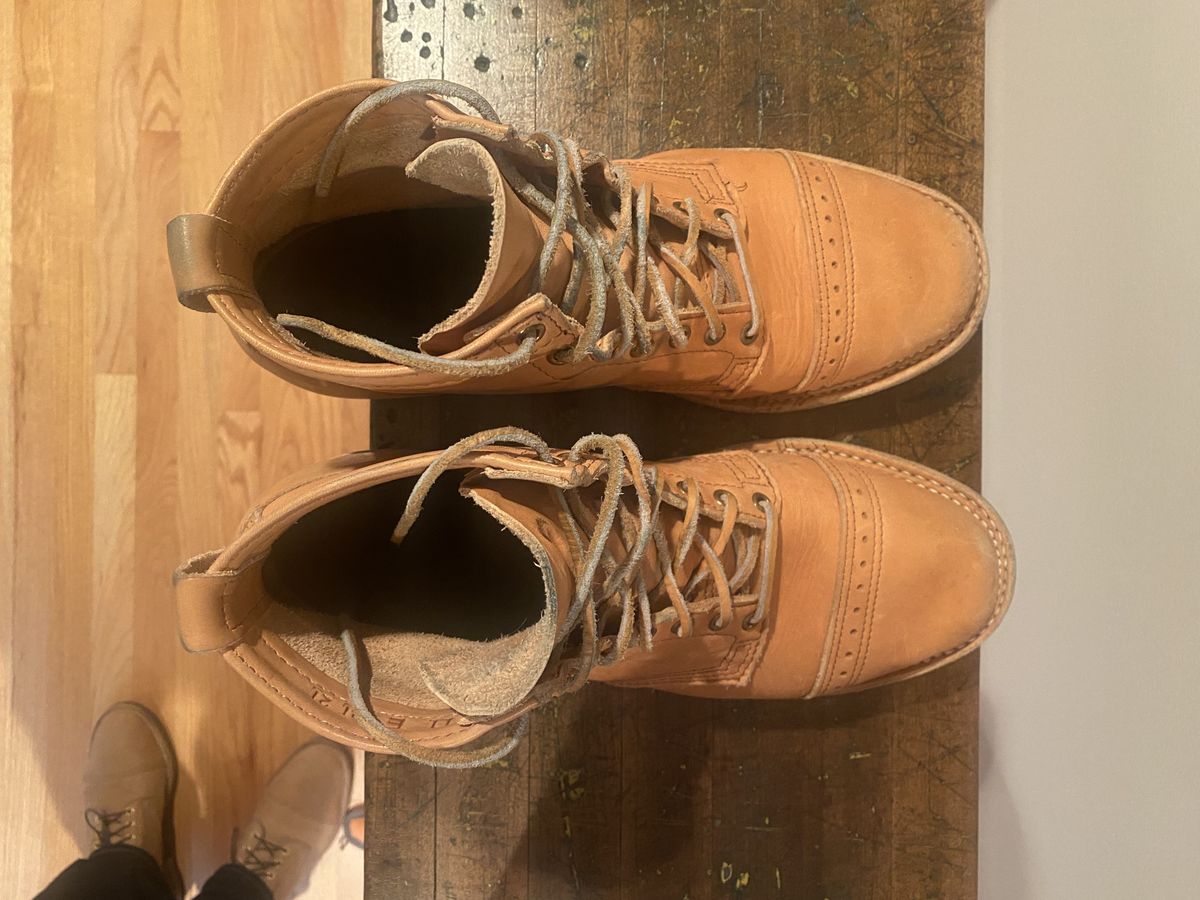 Photo by patinathunderdome on December 1, 2021 of the Wesco Hendrik in Horween Natural Essex.
