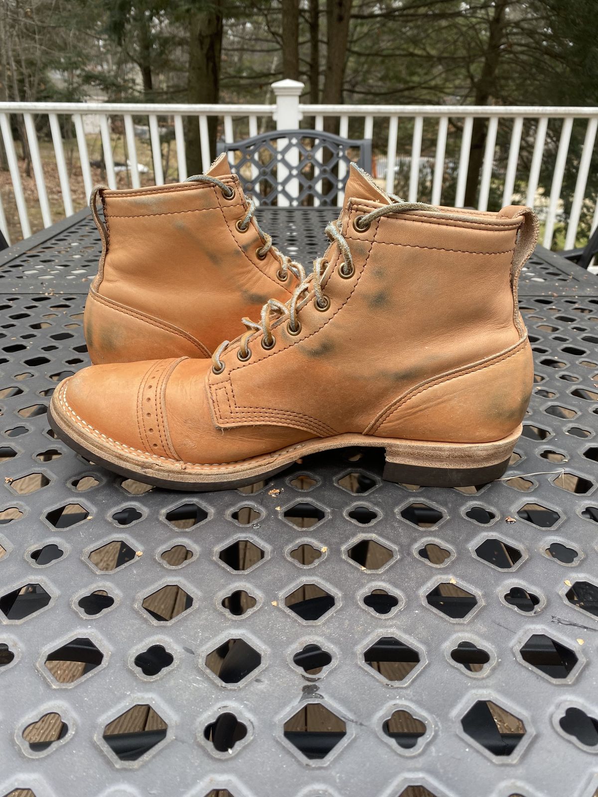 Photo by patinathunderdome on January 3, 2022 of the Wesco Hendrik in Horween Natural Essex.