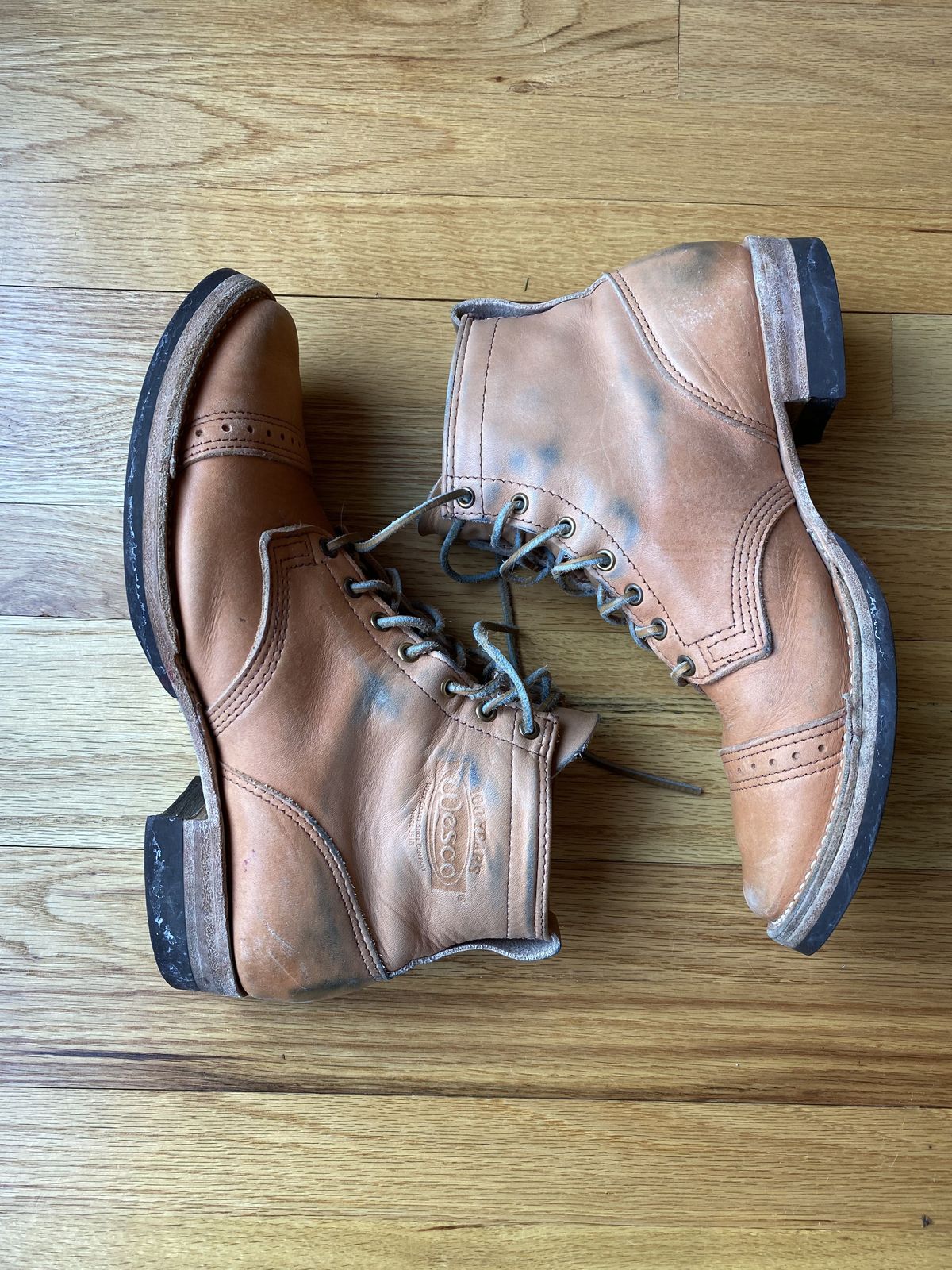 Photo by patinathunderdome on February 1, 2022 of the Wesco Hendrik in Horween Natural Essex.