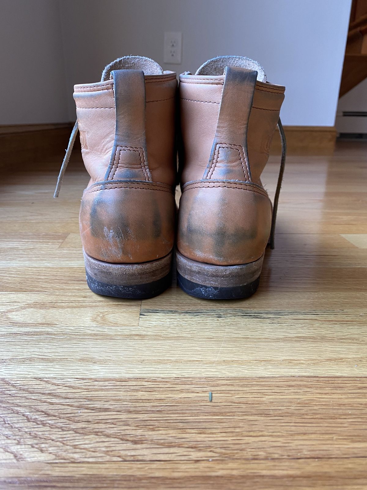 Photo by patinathunderdome on February 1, 2022 of the Wesco Hendrik in Horween Natural Essex.