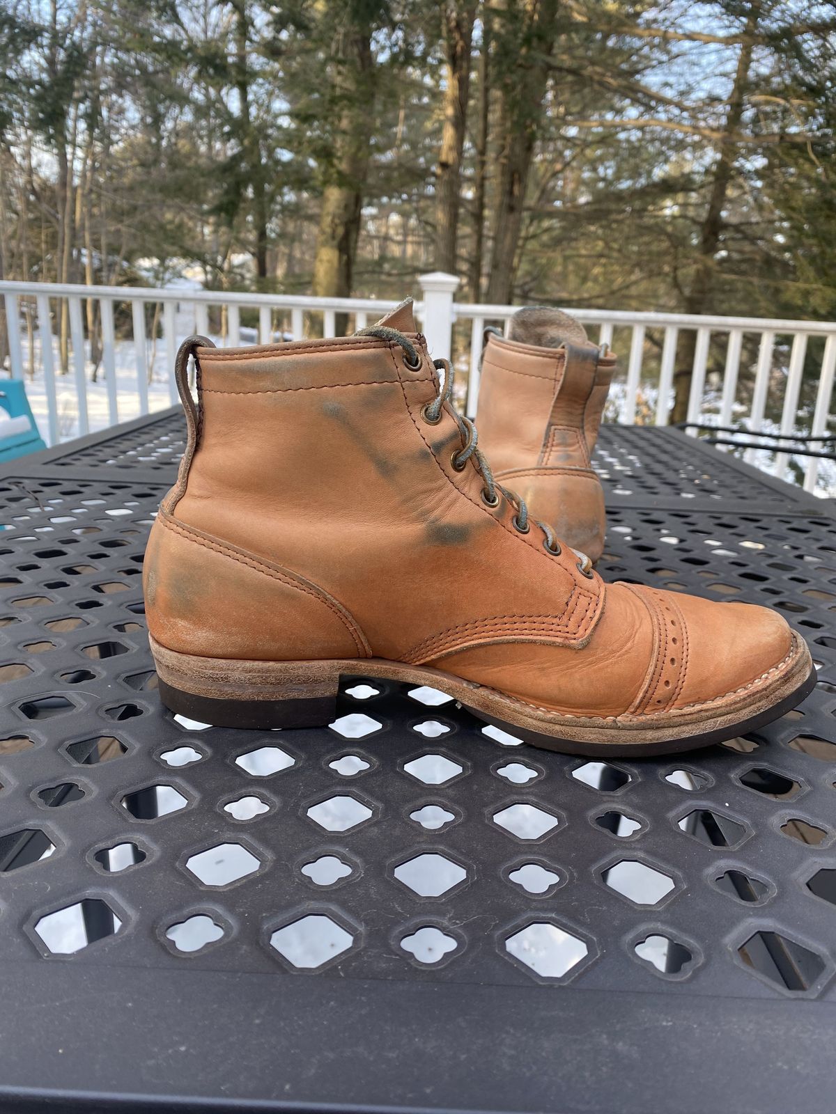 Photo by patinathunderdome on March 1, 2022 of the Wesco Hendrik in Horween Natural Essex.