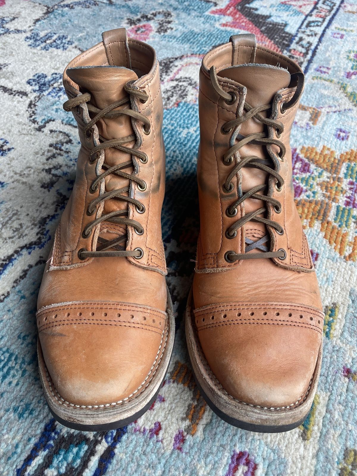 Photo by patinathunderdome on April 1, 2022 of the Wesco Hendrik in Horween Natural Essex.