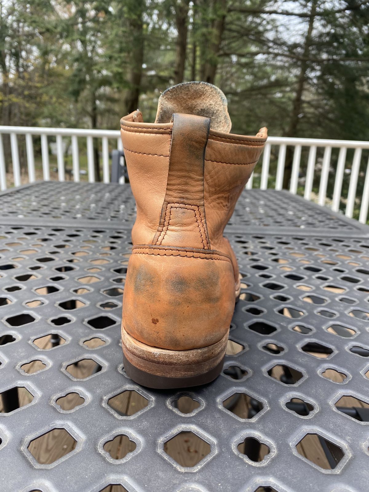 Photo by patinathunderdome on May 3, 2022 of the Wesco Hendrik in Horween Natural Essex.