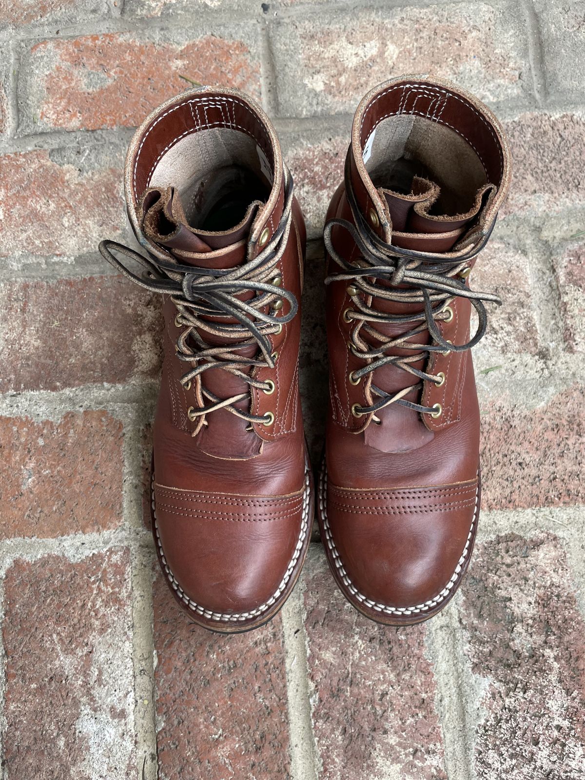 Photo by patinathunderdome on December 3, 2021 of the Nicks Americana in Wickett & Craig Medium Brown English Bridle.