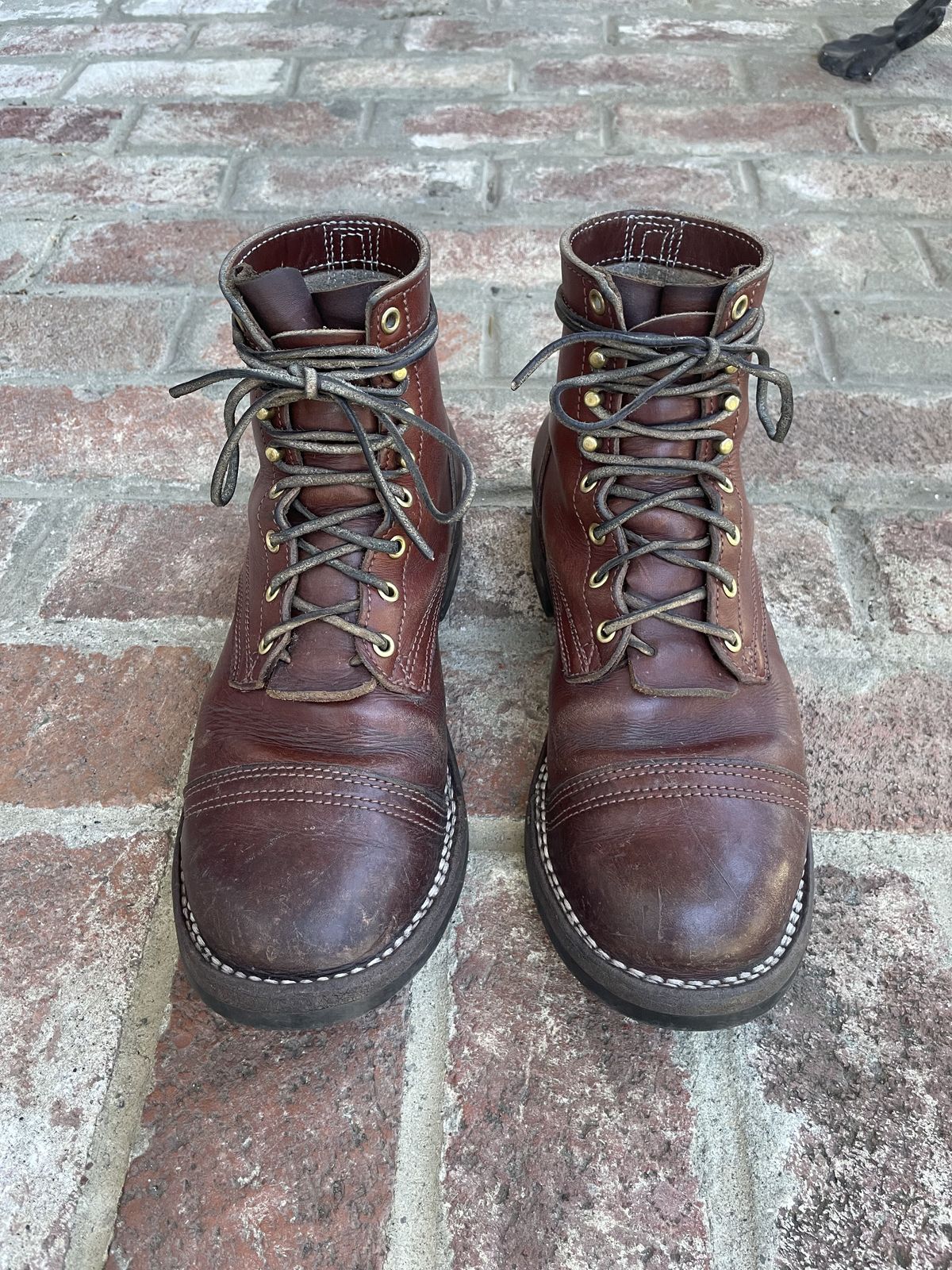 Photo by patinathunderdome on February 1, 2022 of the Nicks Americana in Wickett & Craig Medium Brown English Bridle.