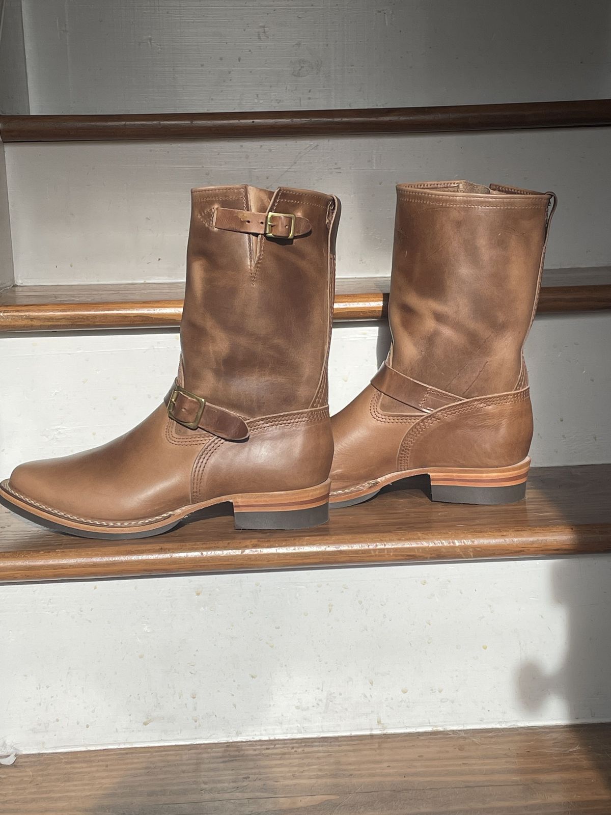 Photo by patinathunderdome on September 30, 2021 of the Wesco Mister Lou in Horween Natural Chromexcel.