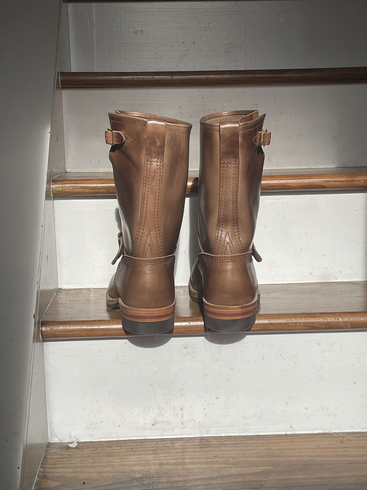 Photo by patinathunderdome on September 30, 2021 of the Wesco Mister Lou in Horween Natural Chromexcel.