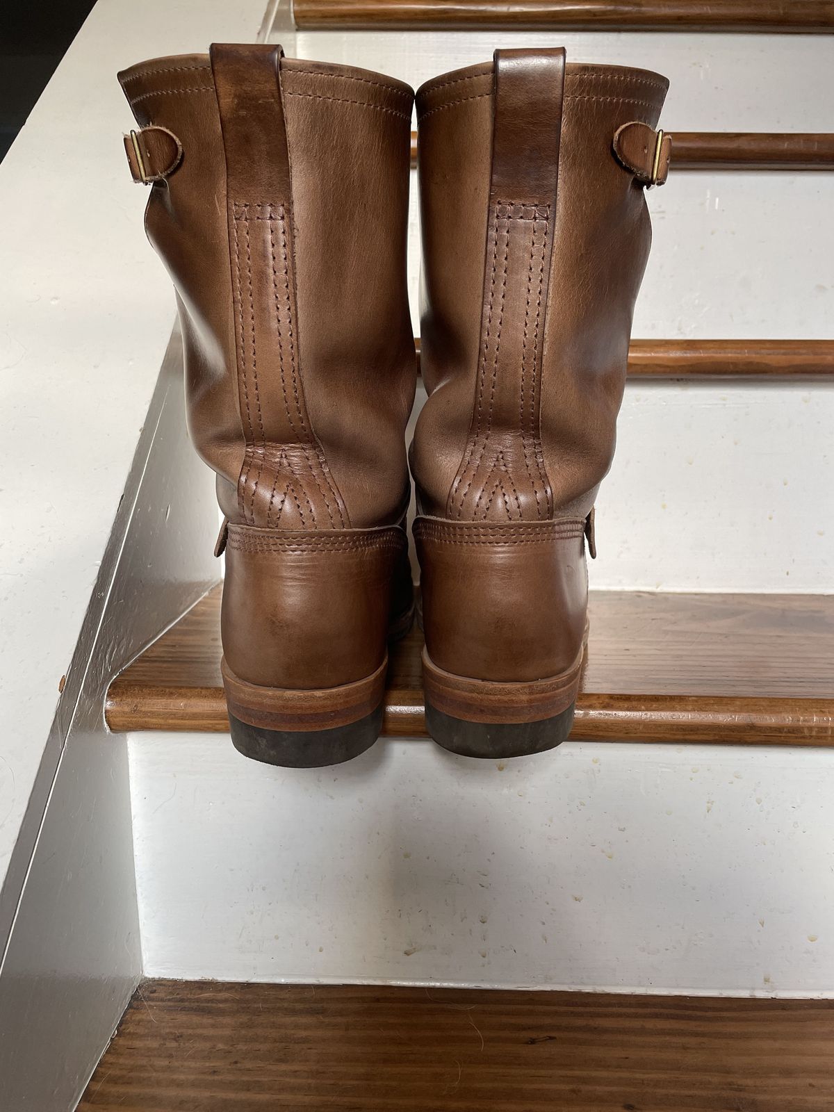 Photo by patinathunderdome on November 4, 2021 of the Wesco Mister Lou in Horween Natural Chromexcel.