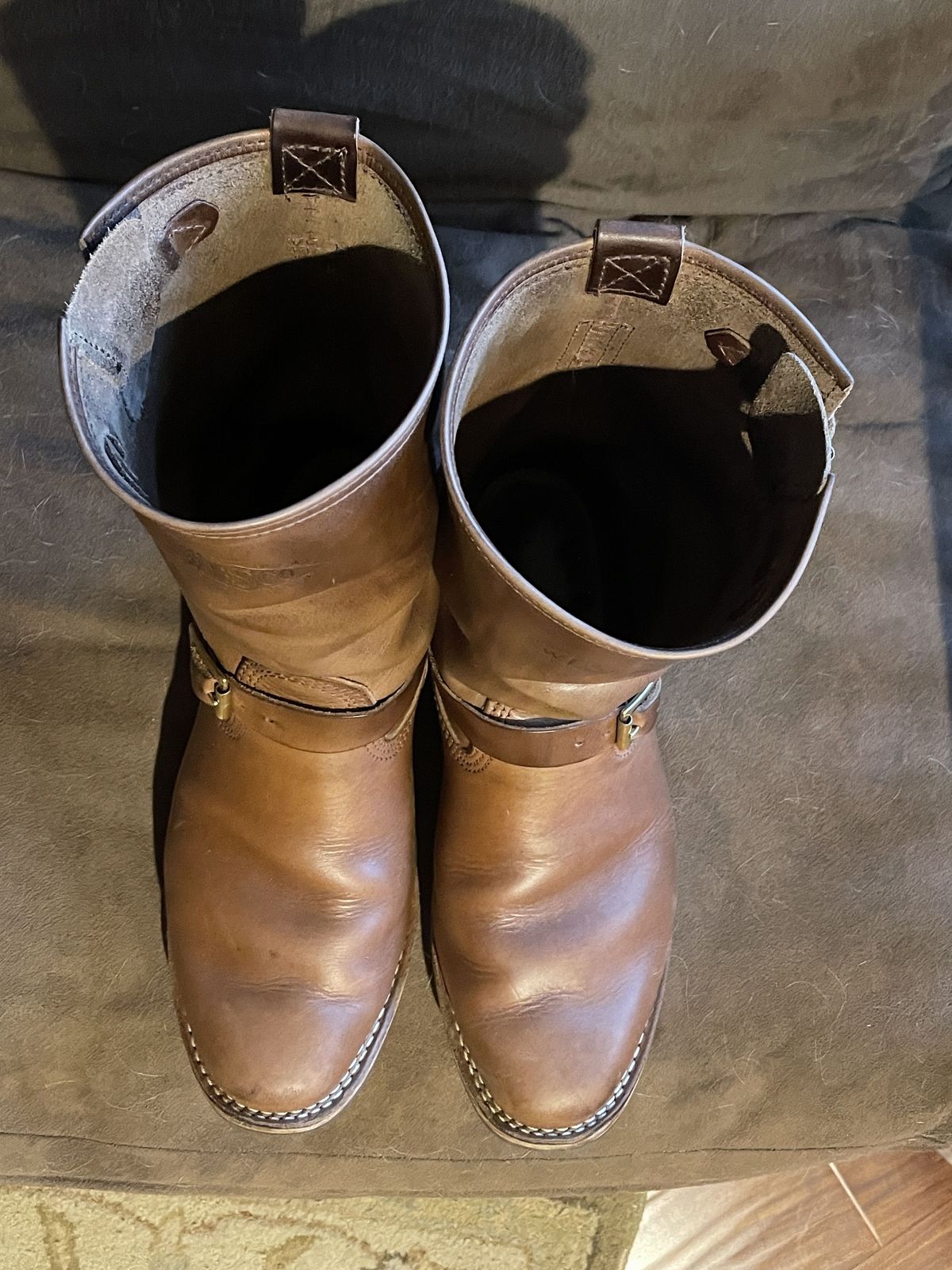 Photo by patinathunderdome on April 5, 2022 of the Wesco Mister Lou in Horween Natural Chromexcel.