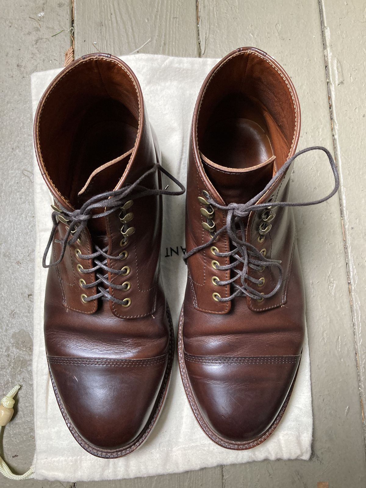 Photo by patinathunderdome on January 3, 2022 of the Grant Stone Cap Toe Boot in Horween Crimson Chromexcel.