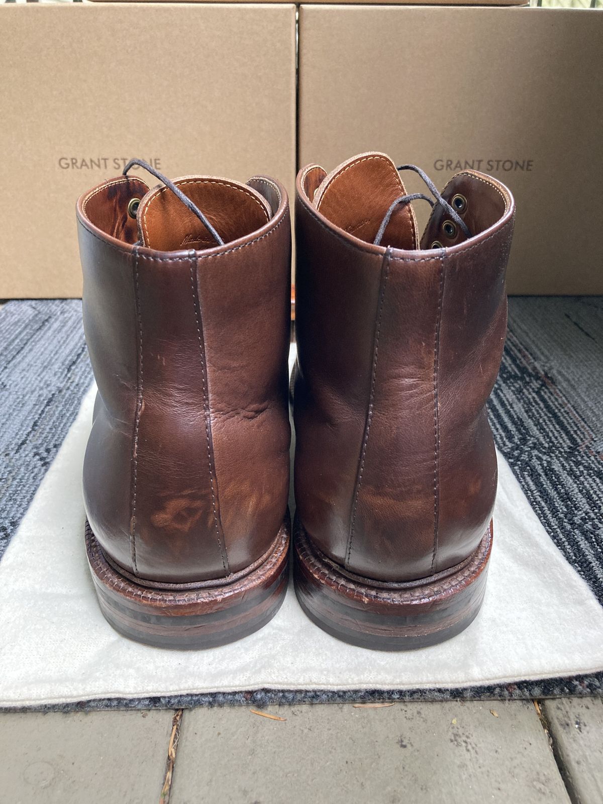 Photo by patinathunderdome on March 1, 2022 of the Grant Stone Cap Toe Boot in Horween Crimson Chromexcel.