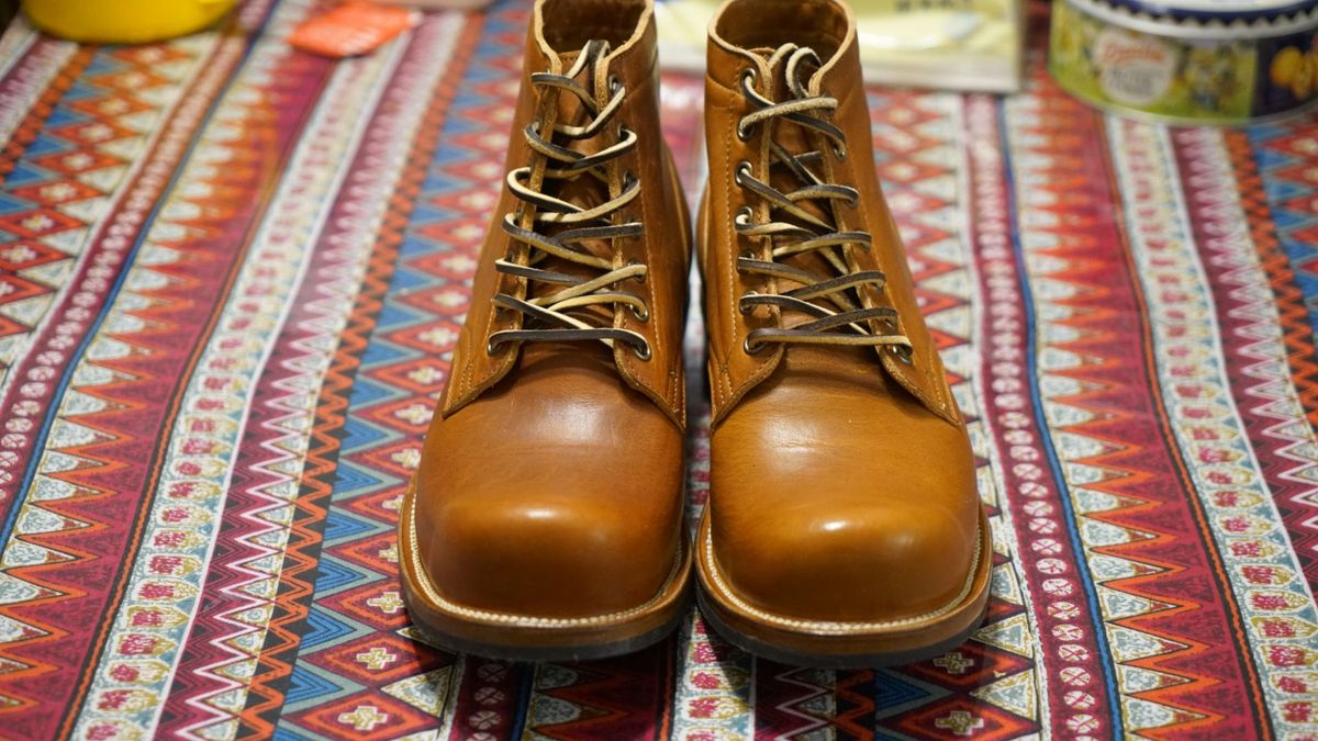 Photo by patinathunderdome on September 30, 2021 of the Viberg Service Boot in Horween English Tan Dublin.