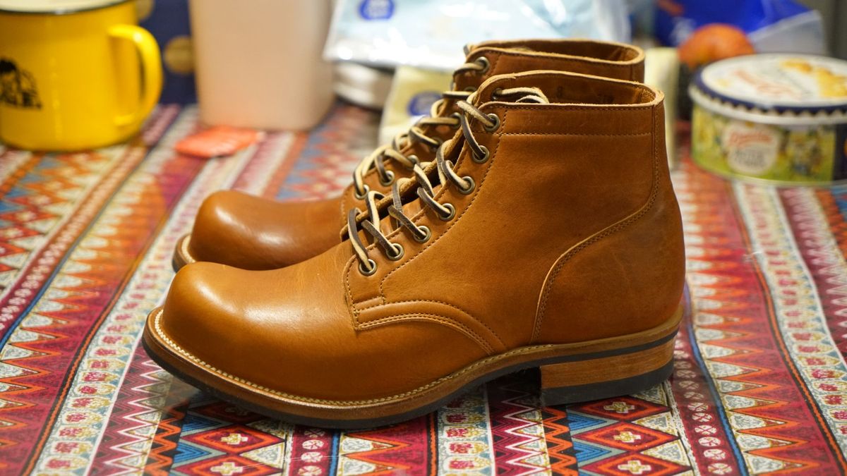 Photo by patinathunderdome on September 30, 2021 of the Viberg Service Boot in Horween English Tan Dublin.