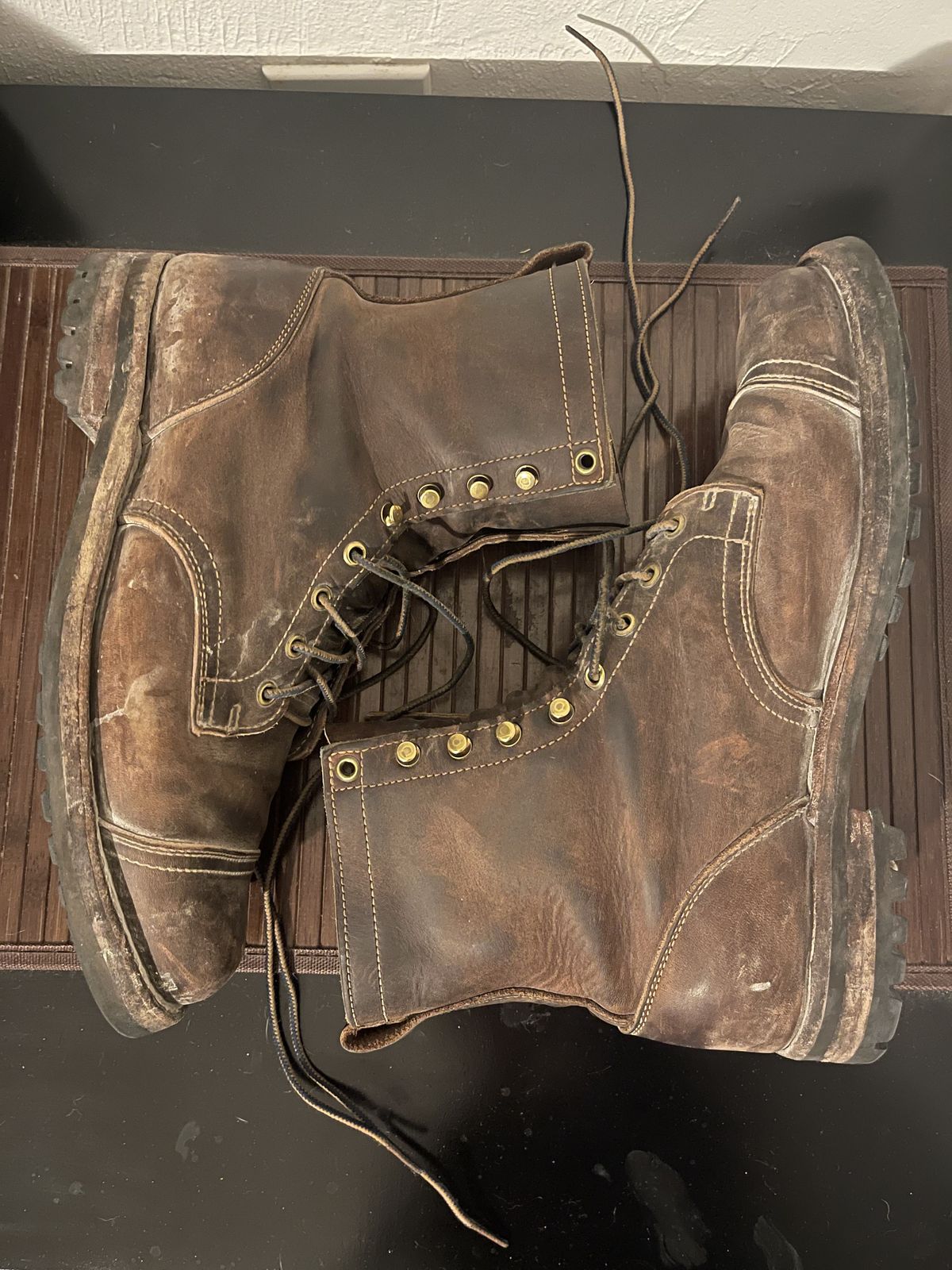 Photo by patinathunderdome on January 5, 2022 of the Truman Upland Boot in Horween Whiskey Predator.