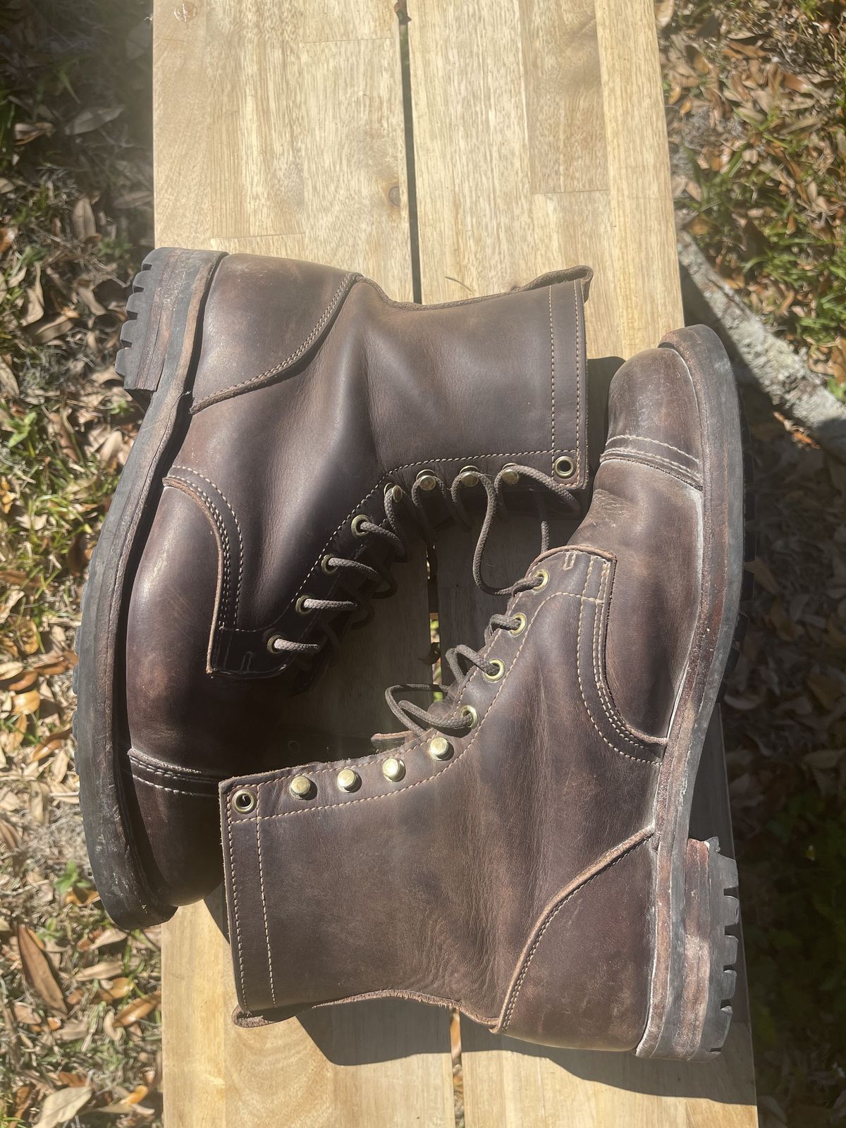 Photo by patinathunderdome on March 2, 2022 of the Truman Upland Boot in Horween Whiskey Predator.