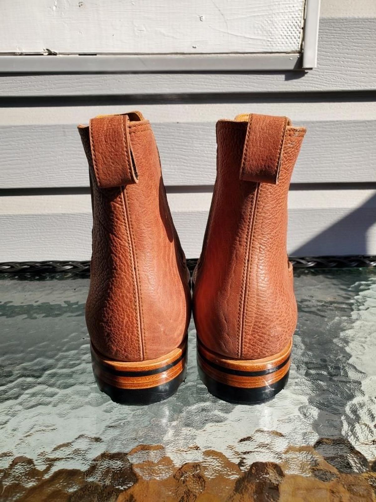 Photo by patinathunderdome on September 30, 2021 of the Benzein The Seventh Chelsea Boot in Shinki Red Brown Shrunken Horsebutt.