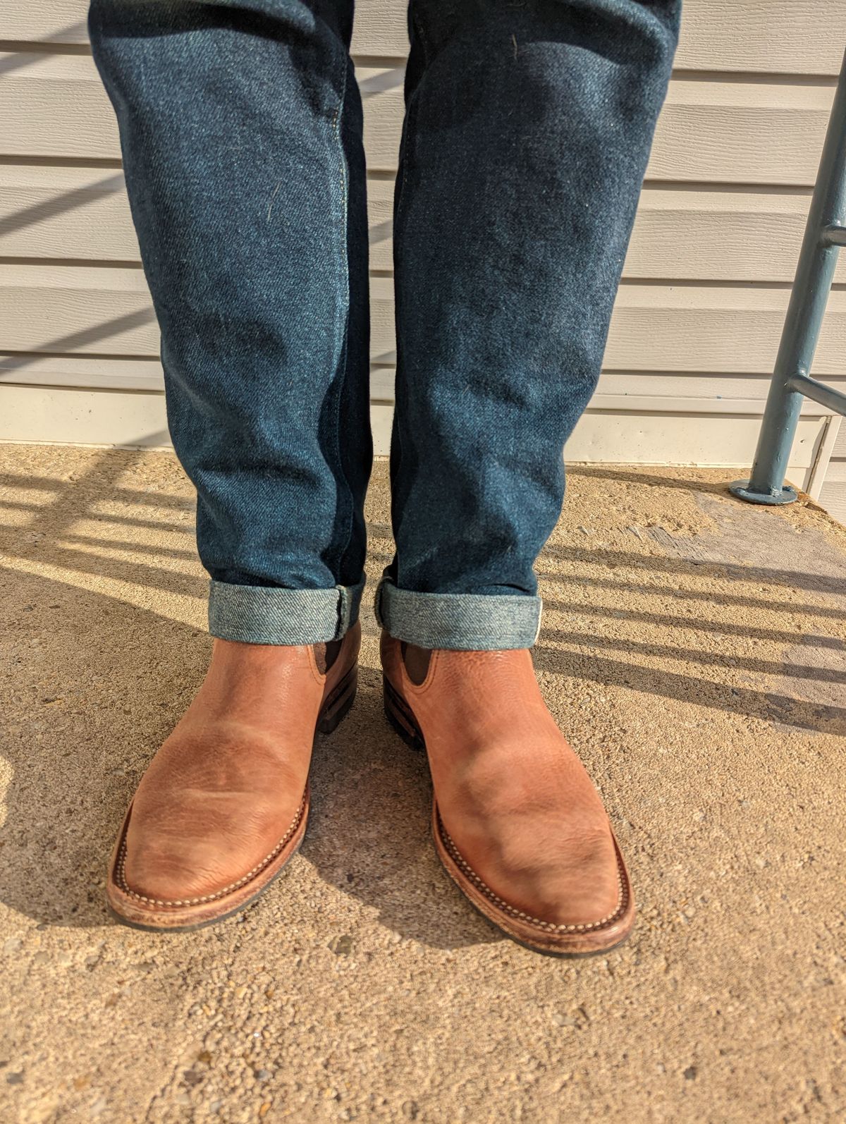 Photo by patinathunderdome on February 1, 2022 of the Benzein The Seventh Chelsea Boot in Shinki Red Brown Shrunken Horsebutt.