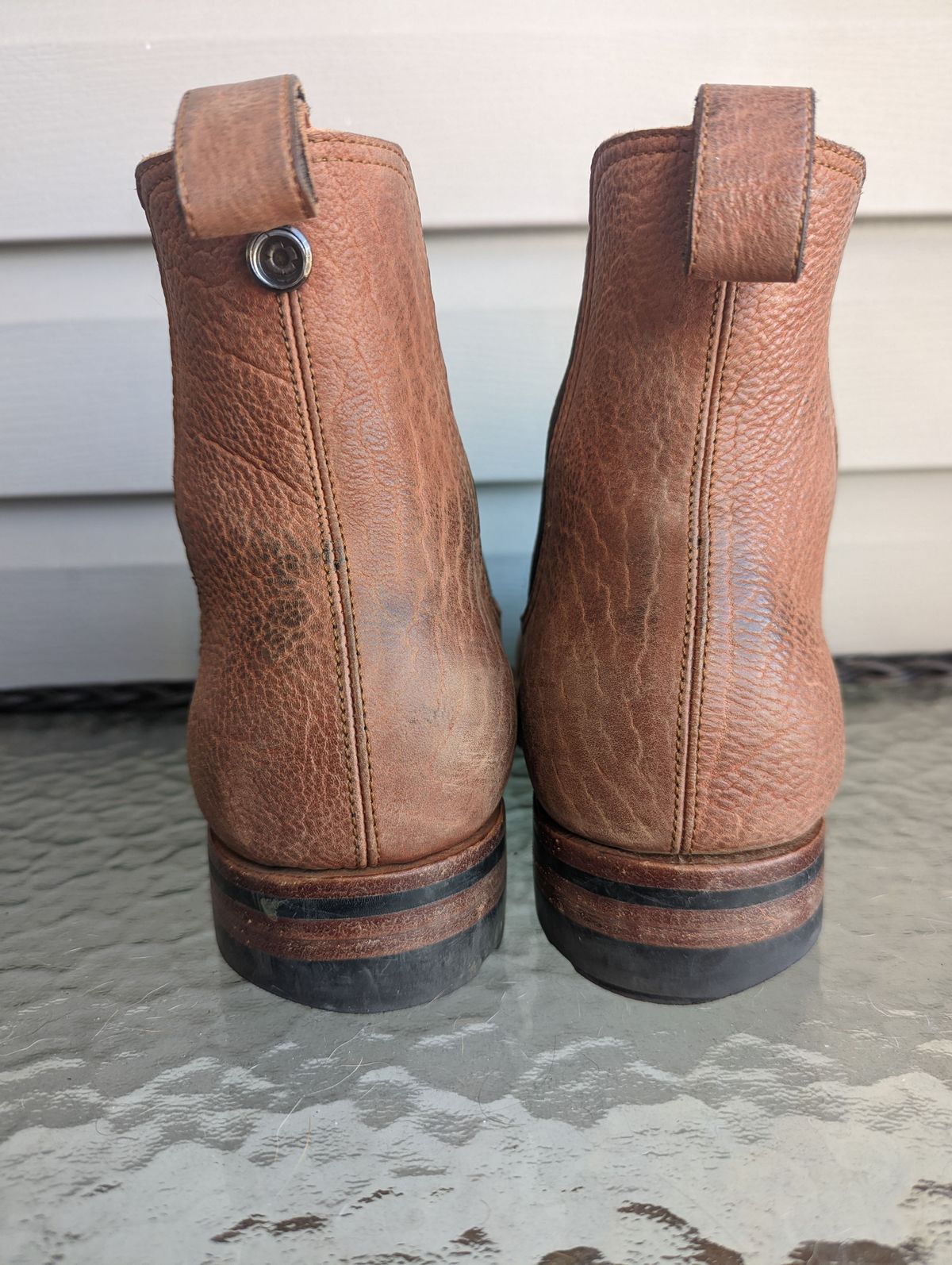 Photo by patinathunderdome on February 1, 2022 of the Benzein The Seventh Chelsea Boot in Shinki Red Brown Shrunken Horsebutt.