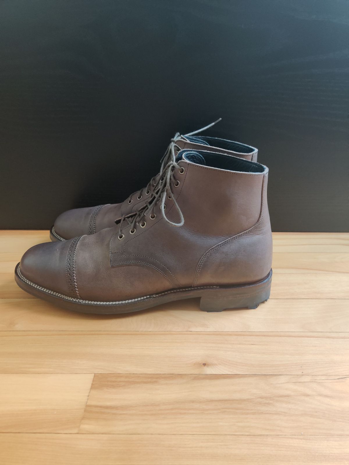 Photo by patinathunderdome on November 5, 2021 of the Viberg Service Boot in Maryam 1071 Port Vitello Calf Nubuck.