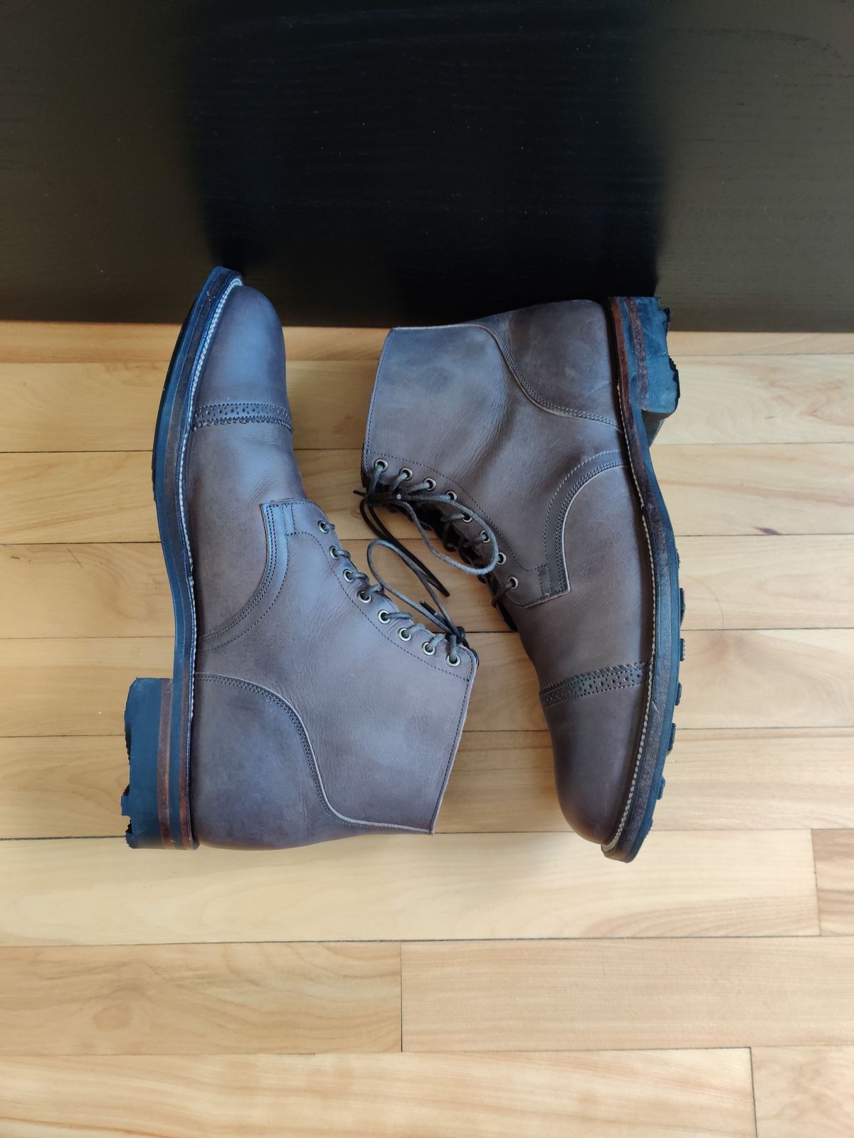 Photo by patinathunderdome on December 5, 2021 of the Viberg Service Boot in Maryam 1071 Port Vitello Calf Nubuck.