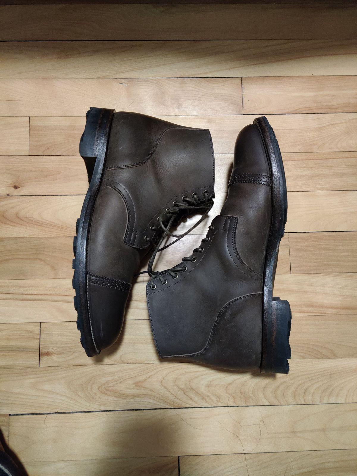 Photo by patinathunderdome on January 6, 2022 of the Viberg Service Boot in Maryam 1071 Port Vitello Calf Nubuck.