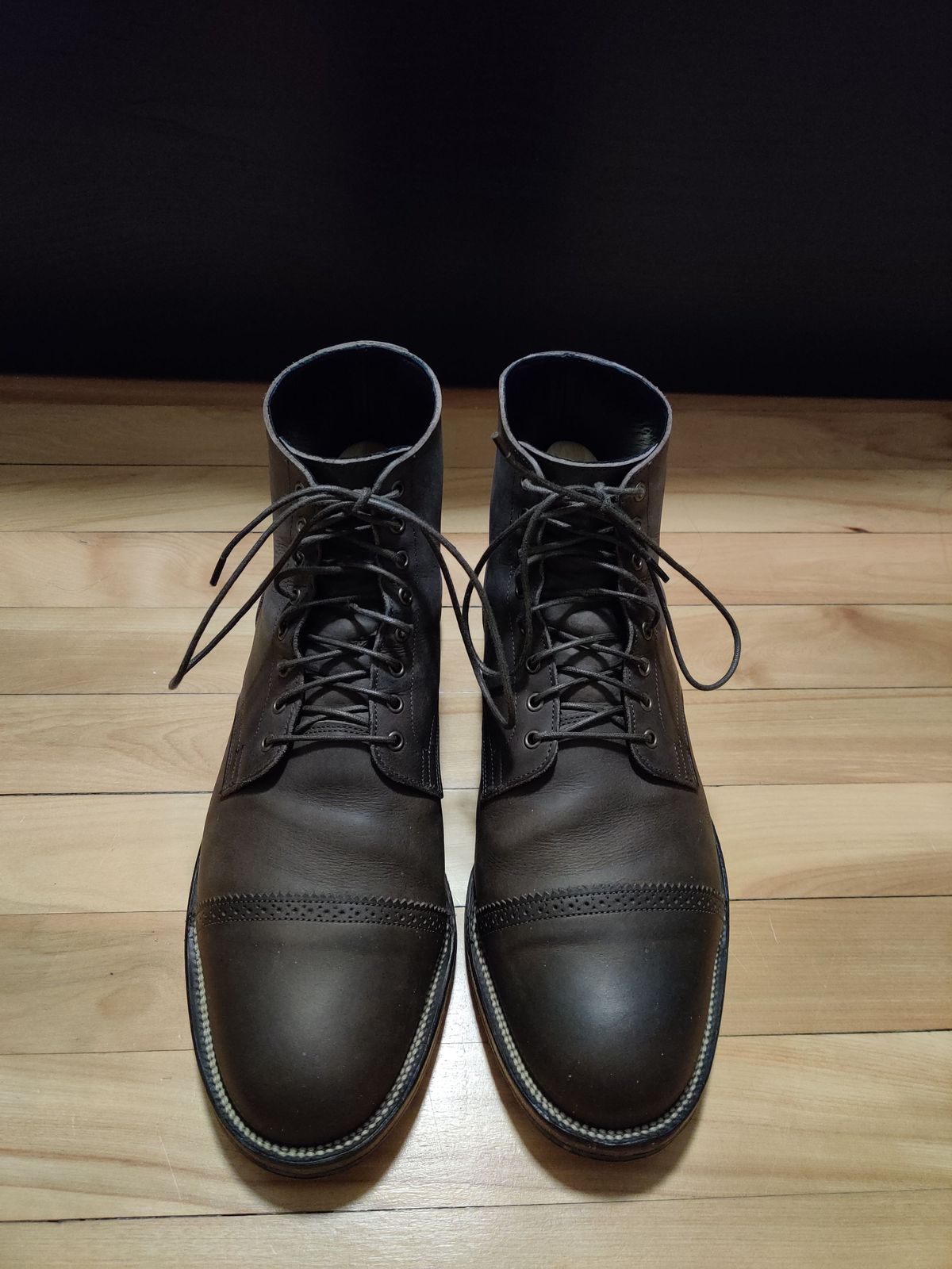 Photo by patinathunderdome on January 6, 2022 of the Viberg Service Boot in Maryam 1071 Port Vitello Calf Nubuck.