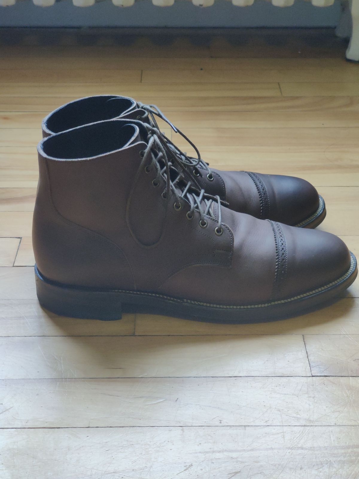 Photo by patinathunderdome on February 5, 2022 of the Viberg Service Boot in Maryam 1071 Port Vitello Calf Nubuck.