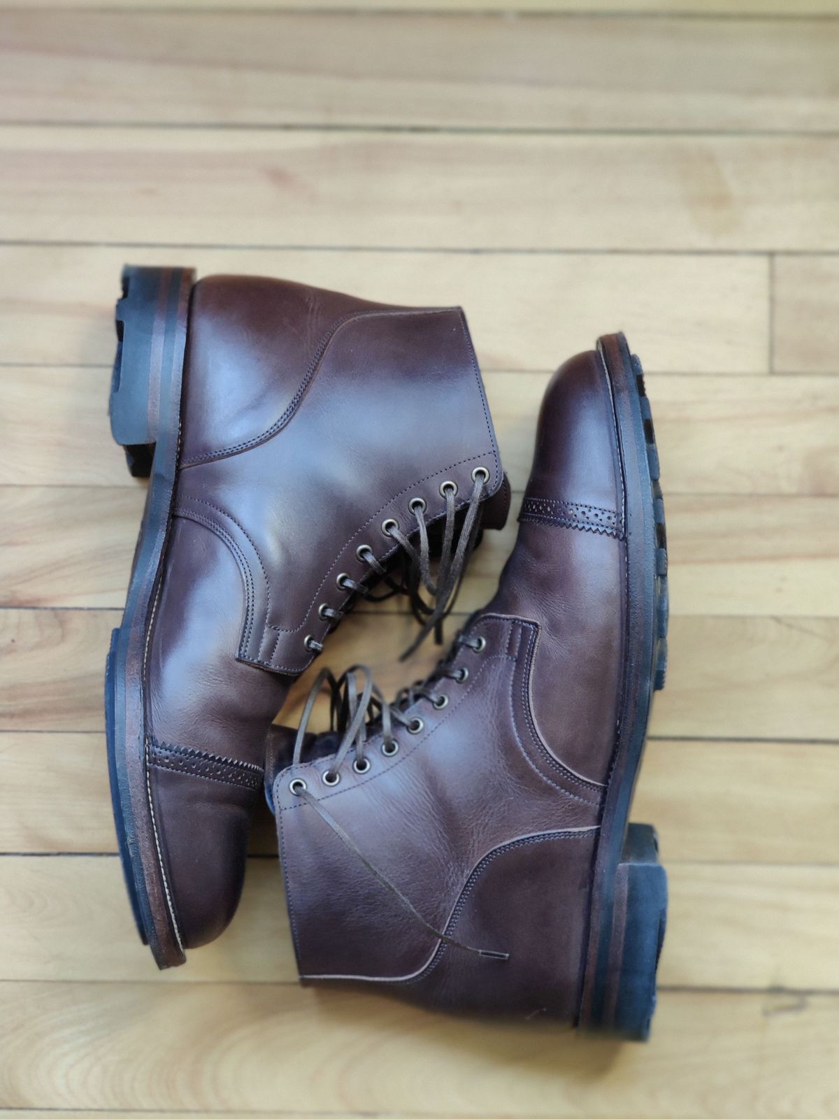 Photo by patinathunderdome on April 6, 2022 of the Viberg Service Boot in Maryam 1071 Port Vitello Calf Nubuck.