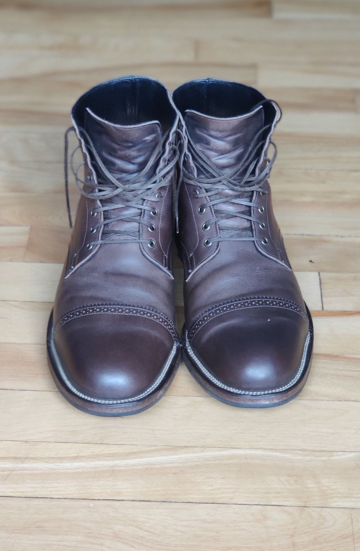 Photo by patinathunderdome on May 6, 2022 of the Viberg Service Boot in Maryam 1071 Port Vitello Calf Nubuck.