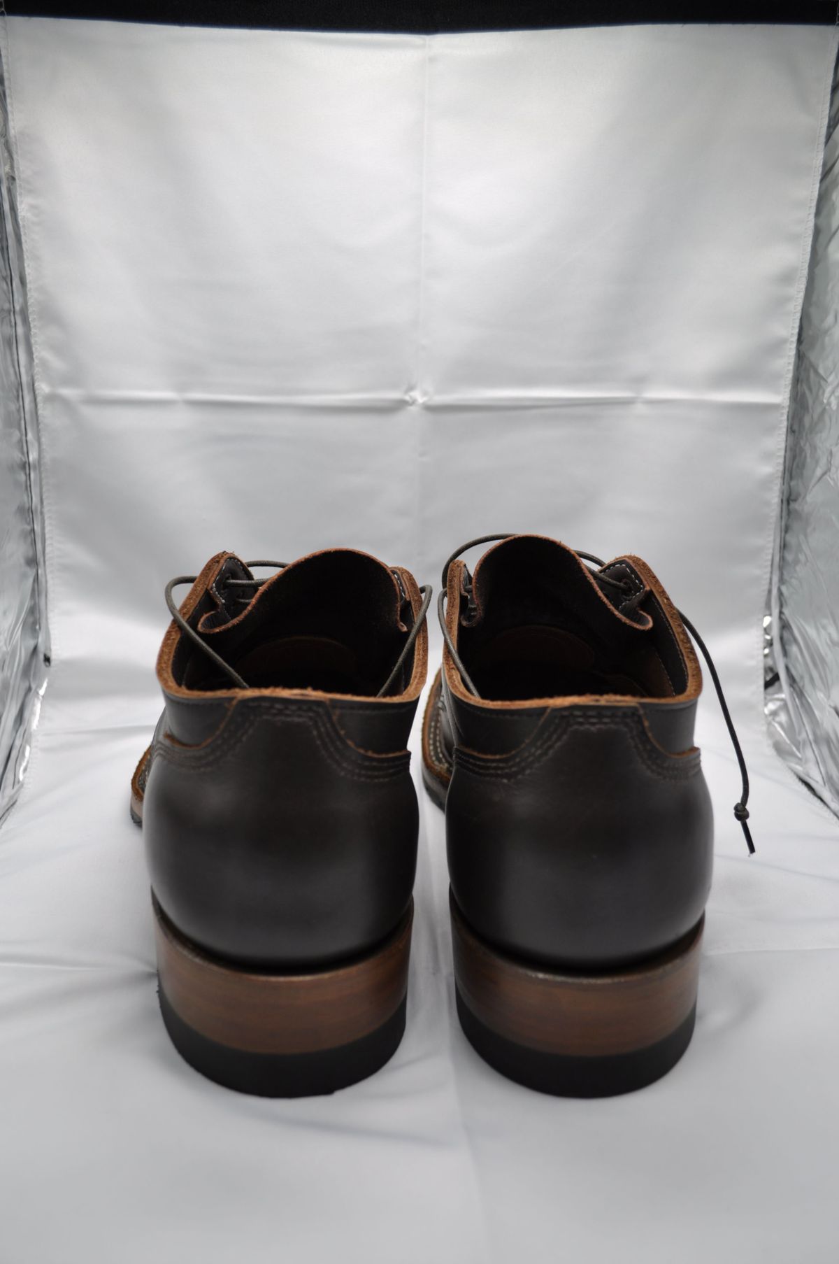 Photo by patinathunderdome on October 1, 2021 of the White's Oxford in Seidel Brown Dress.