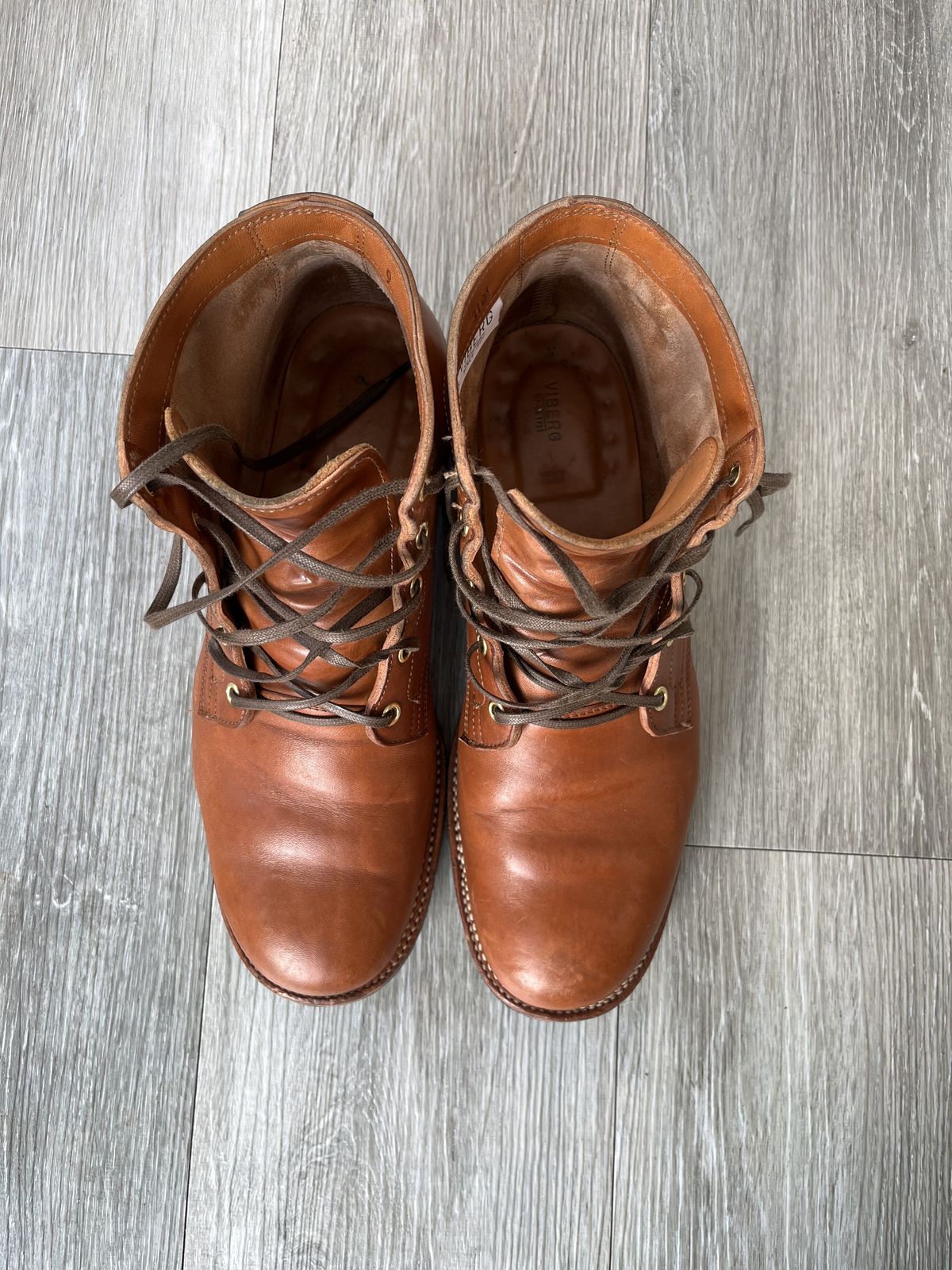 Photo by patinathunderdome on January 1, 2022 of the Viberg Service Boot in Maryam Cuoio Horsebutt.