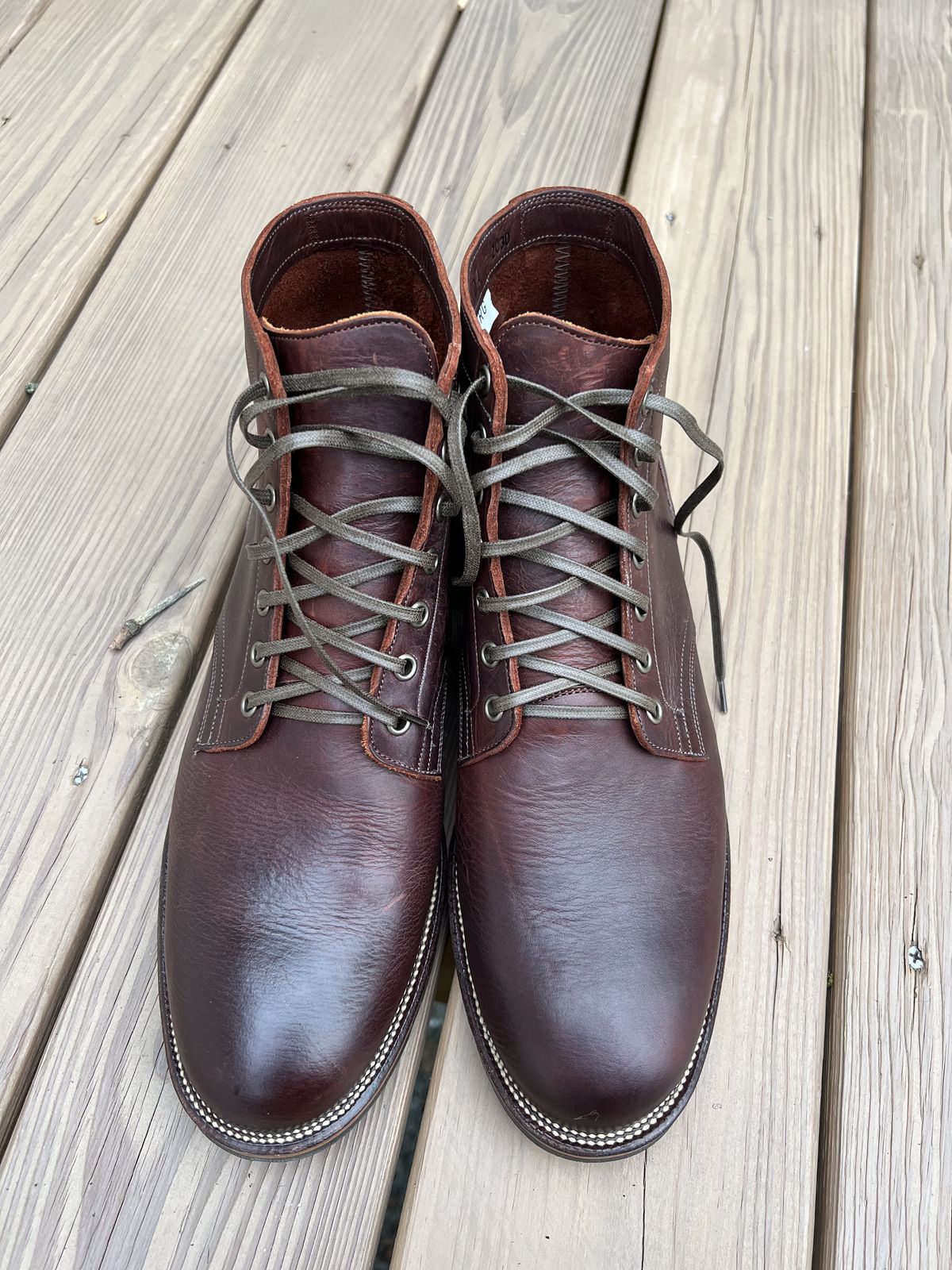 Photo by patinathunderdome on November 2, 2021 of the Viberg Service Boot in C.F. Stead Espresso Classic Oiled Shoulder.