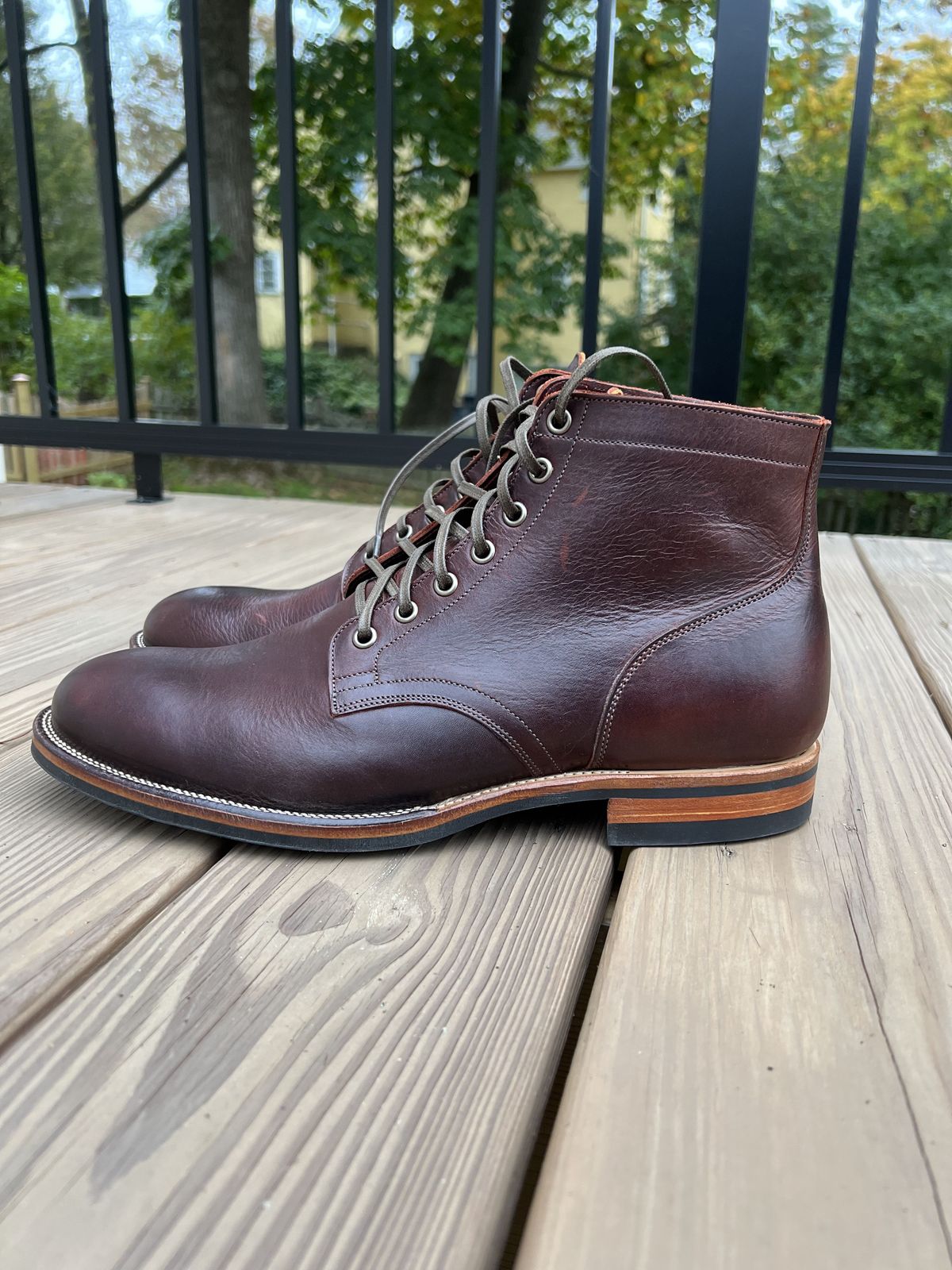 Photo by patinathunderdome on November 2, 2021 of the Viberg Service Boot in C.F. Stead Espresso Classic Oiled Shoulder.