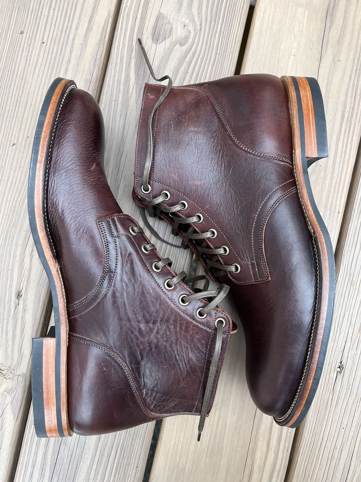 Photo by patinathunderdome on November 2, 2021 of the Viberg Service Boot in C.F. Stead Espresso Classic Oiled Shoulder.