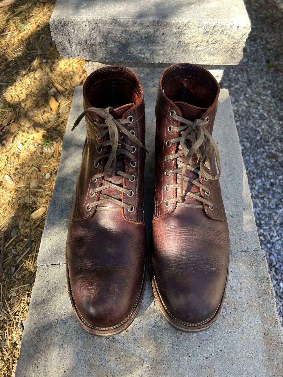 Photo by patinathunderdome on March 3, 2022 of the Viberg Service Boot in C.F. Stead Espresso Classic Oiled Shoulder.