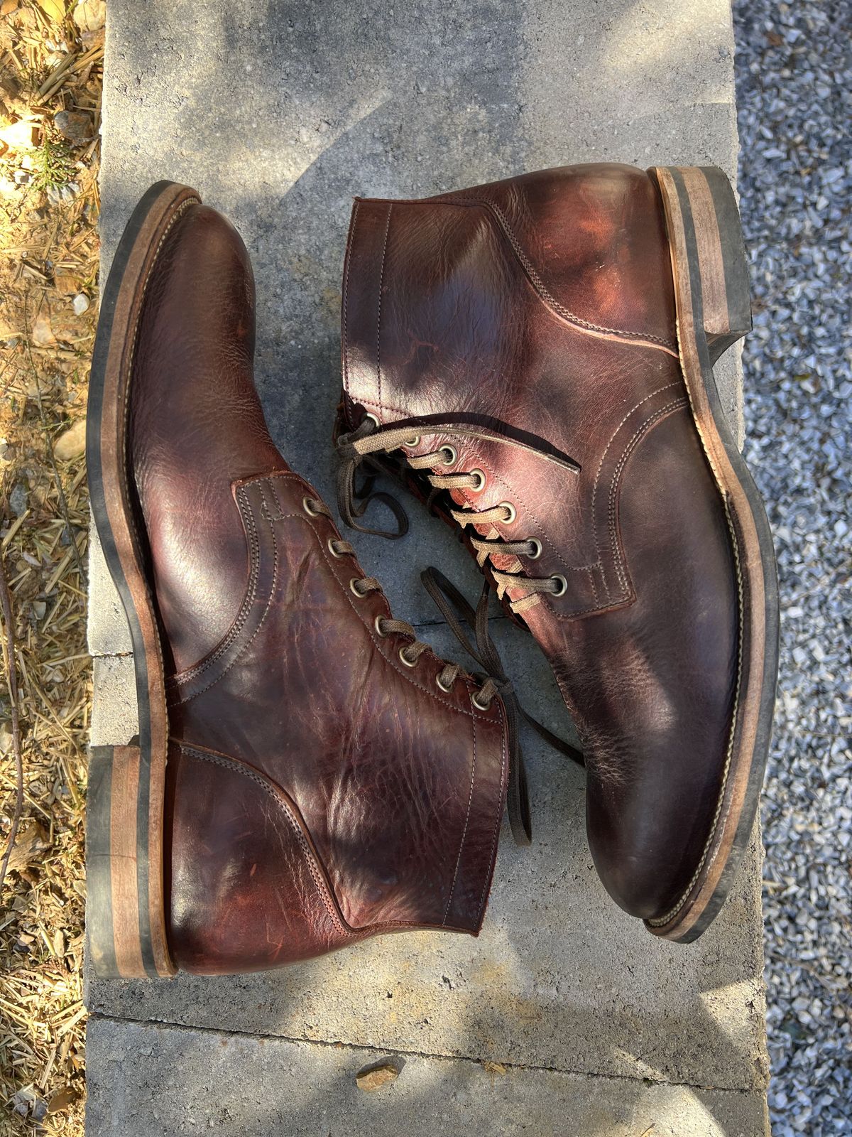 Photo by patinathunderdome on March 3, 2022 of the Viberg Service Boot in C.F. Stead Espresso Classic Oiled Shoulder.