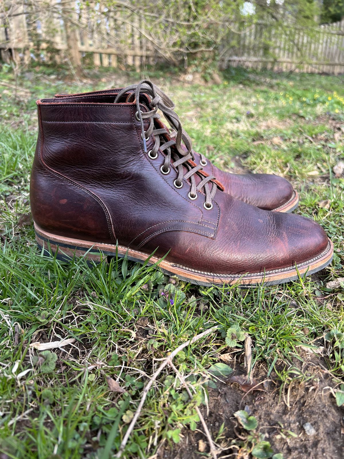 Photo by patinathunderdome on April 4, 2022 of the Viberg Service Boot in C.F. Stead Espresso Classic Oiled Shoulder.